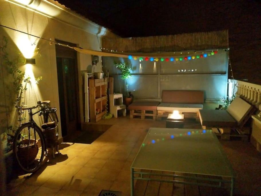 אלקאלה דה הנארס Atico Con Terraza Y Chimenea Junto A Universidad מראה חיצוני תמונה